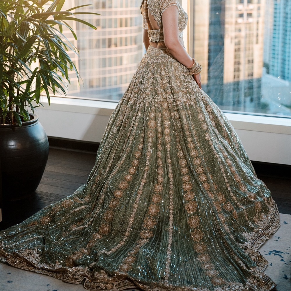 MANISH MALHOTRA “Nooraniyat” Bridal Lehenga